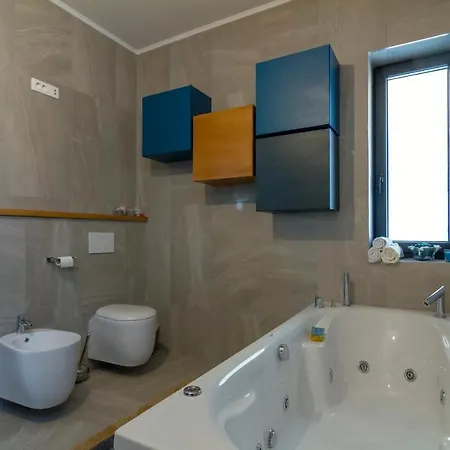 Flora Apartman *